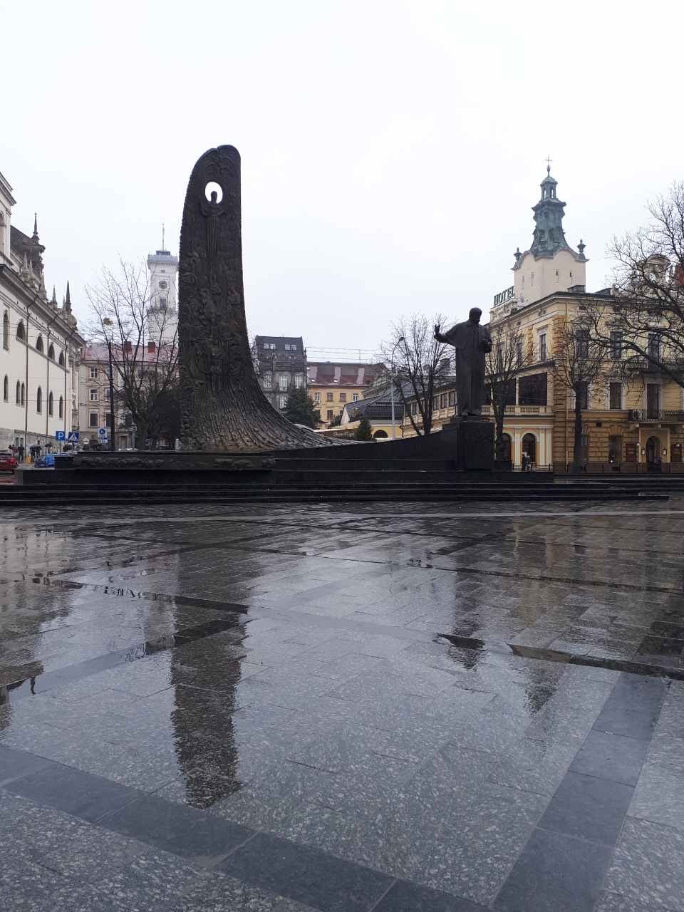 IMG-a1979090760a81c73db54f747c9bbd56-V