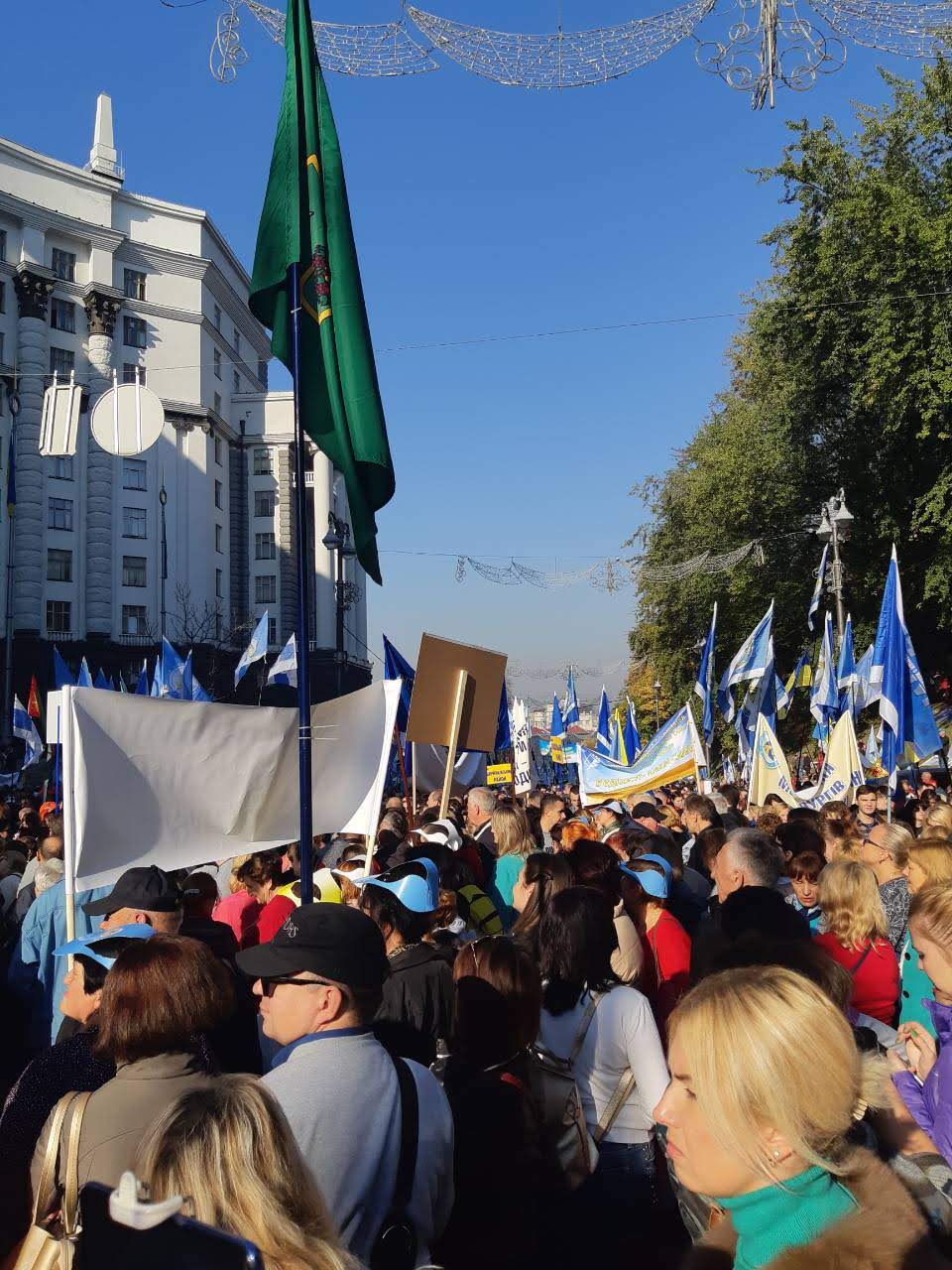 IMG-990233e4ee5c51b5ea5a3e4f1bdacbec-V